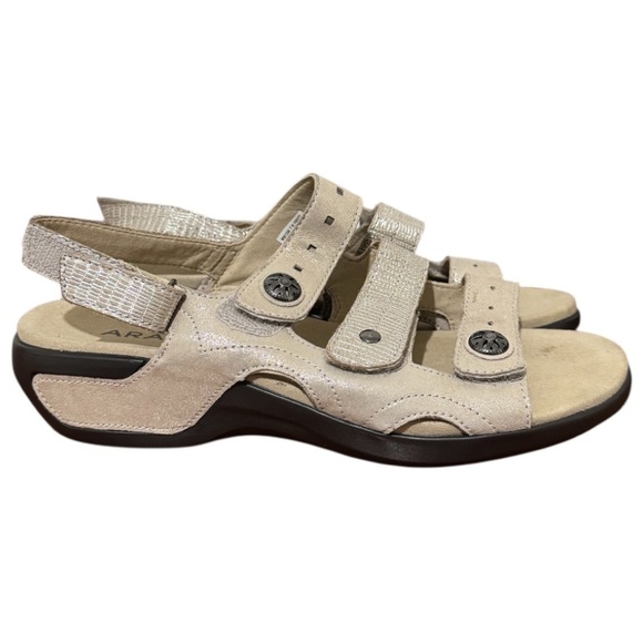 Aravon Women's Power Comfort Three Strap Heeled Tan Sandal Sz 7 - Picture 5 of 12